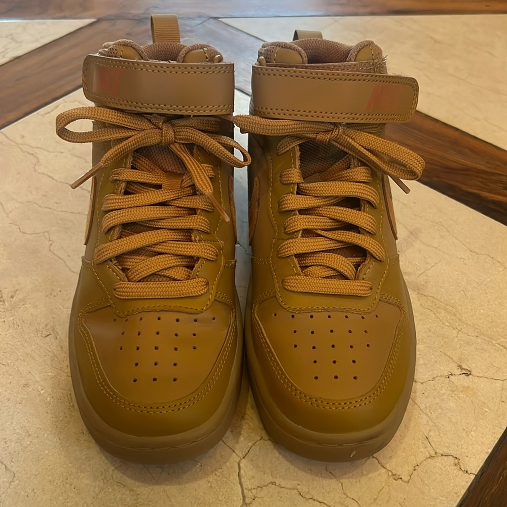 Nike Court Borough Mid 2 Boot Wheat (GS)